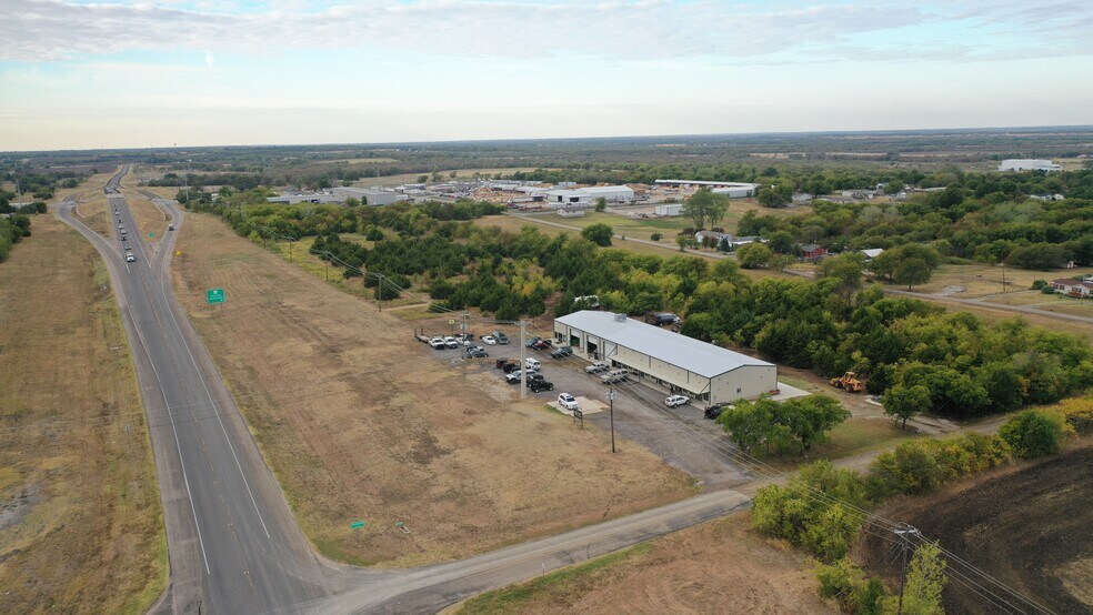 902 Elliott Rd, Sherman, TX à louer - Photo de l’immeuble – Image 2 sur 14