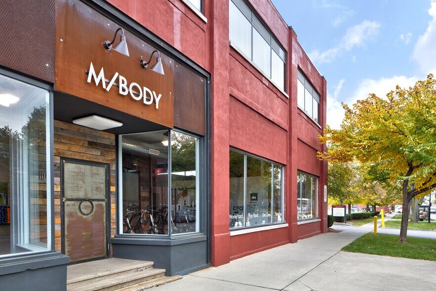 1046-1194 University Ave, Rochester, NY à louer - Photo de l’immeuble – Image 3 sur 8