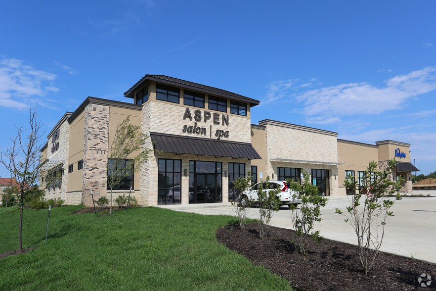 8250-8260 N Booth Ave, Kansas City, MO à louer - Photo principale – Image 1 sur 3