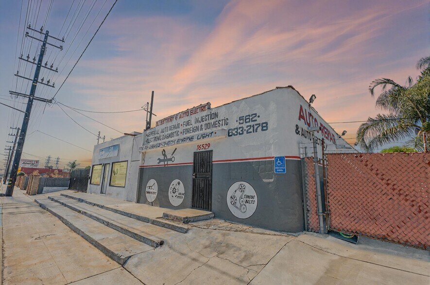 16529 Lakewood Blvd, Bellflower, CA à vendre - Photo de l’immeuble – Image 3 sur 73