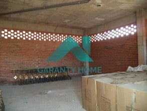 Local commercial dans Cáceres, Cáceres à louer Photo intérieure– Image 2 sur 4