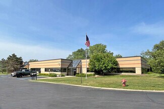 Plus de détails pour 1700 Harmon Rd, Auburn Hills, MI - Local d’activités à vendre