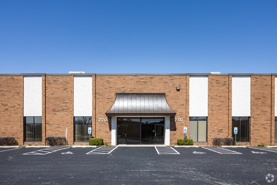 180-230 Messner Dr, Wheeling, IL à louer - Photo de l’immeuble – Image 2 sur 9