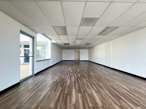 17993 US Highway 18, Apple Valley, CA à louer Photo intérieure– Image 2 sur 8