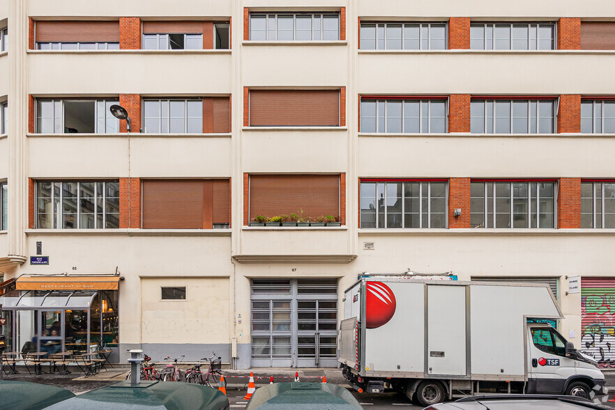69 Rue De La Fontaine Au Roi, Paris à louer - Photo de l’immeuble – Image 3 sur 4