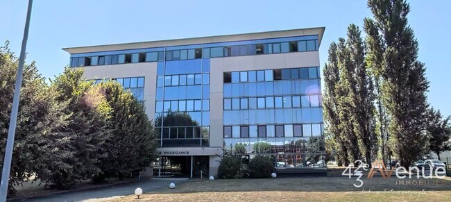 Plus de détails pour Bureau à vendre