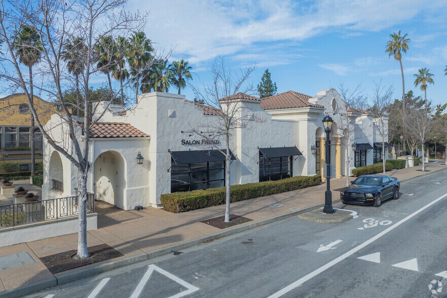 43541-43543 Mission Blvd, Fremont, CA à louer - Photo de l’immeuble – Image 1 sur 10