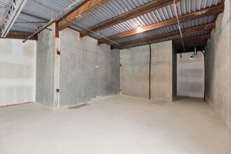 15315 66 Ave, Surrey, BC à louer Photo intérieure– Image 1 sur 5