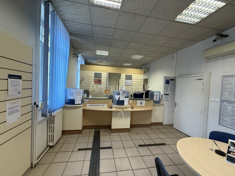 Local commercial dans Courcelles-Chaussy à louer - Photo intérieure – Image 3 sur 5