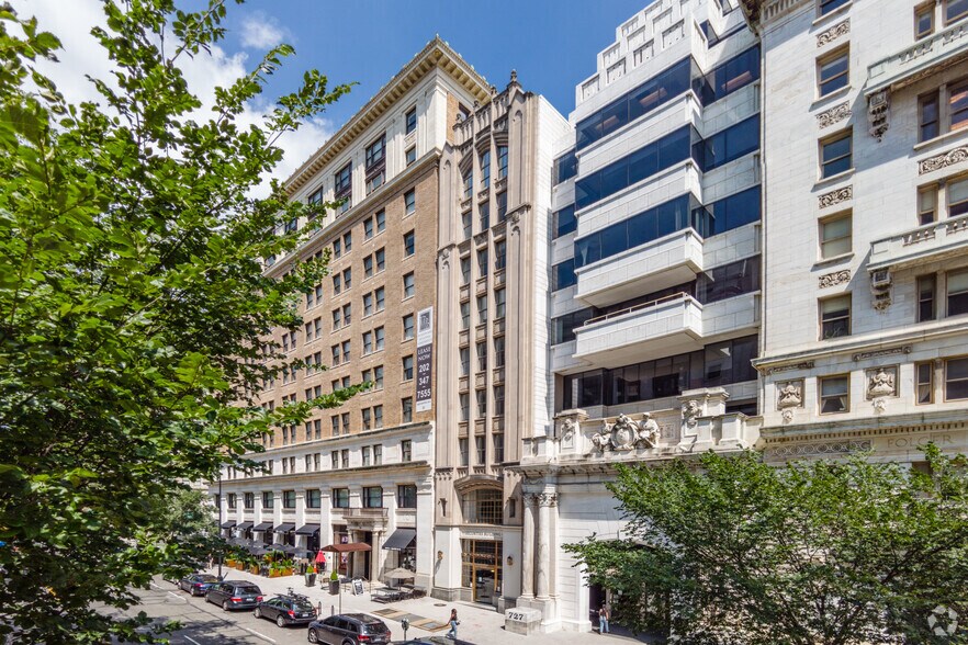 729 15th St NW, Washington, DC à vendre - Photo de l’immeuble – Image 3 sur 4