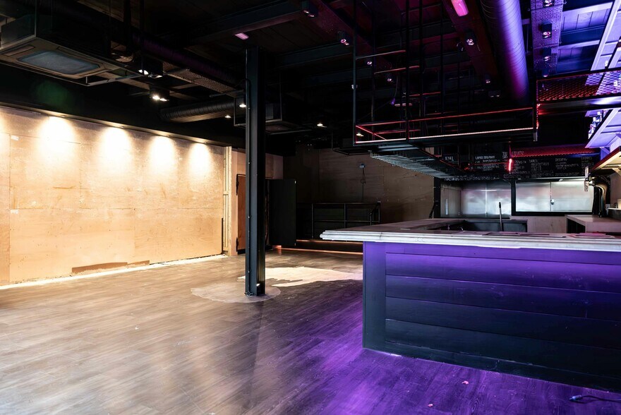 29-34 Chalk Farm Rd, Londres à louer - Photo intérieure – Image 3 sur 7