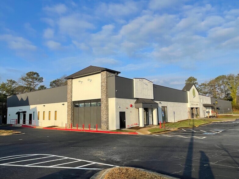 3429 Covington Hwy, Decatur, GA à louer - Photo de l’immeuble – Image 1 sur 4