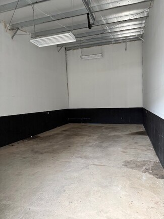 Plus de détails pour 56-58 River Rd, Chatham, NJ - Industriel/Logistique à louer