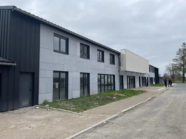 Plus de détails pour Bureau à vendre
