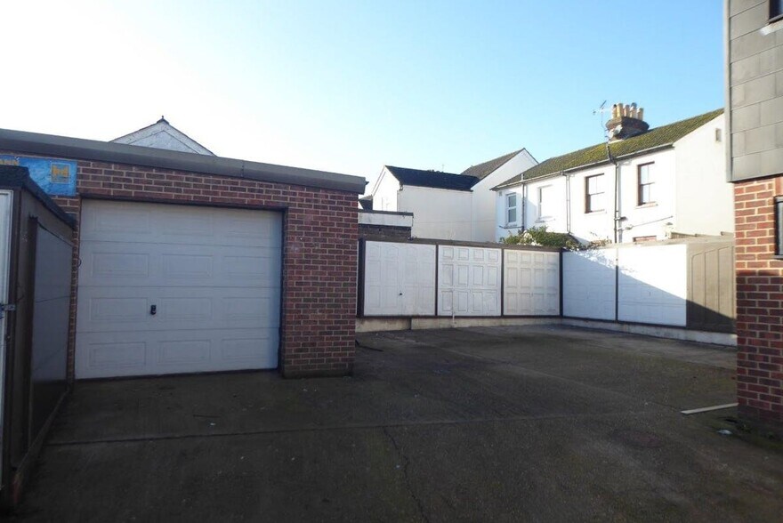 57 High Brooms Rd, Tunbridge Wells à louer - Photo de l’immeuble – Image 3 sur 7