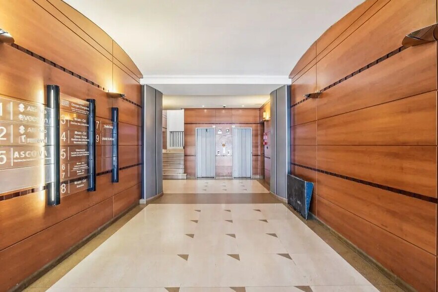 6 Rue Beaubourg, Paris à louer - Hall d’entrée – Image 2 sur 9