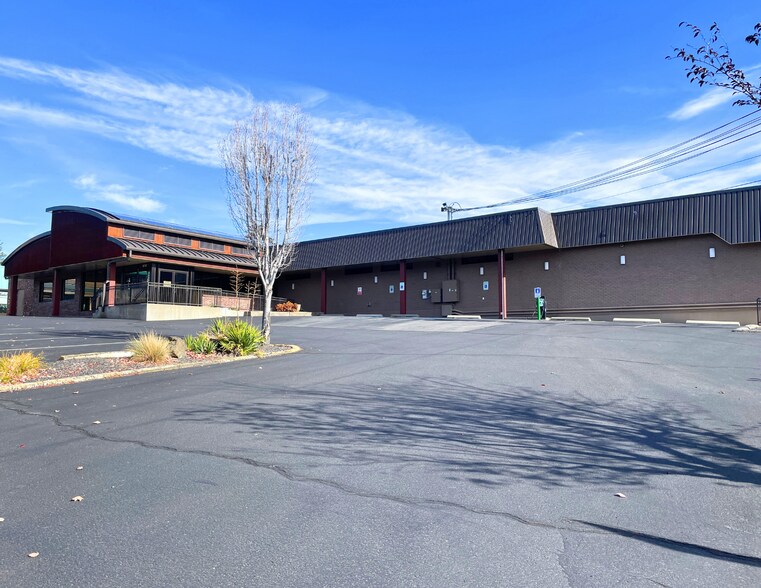 7525 W Sunset Hwy, Spokane, WA à vendre - Photo de l’immeuble – Image 2 sur 20