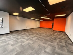2110 E Cheyenne Ave, North Las Vegas, NV à louer Photo intérieure– Image 2 sur 7
