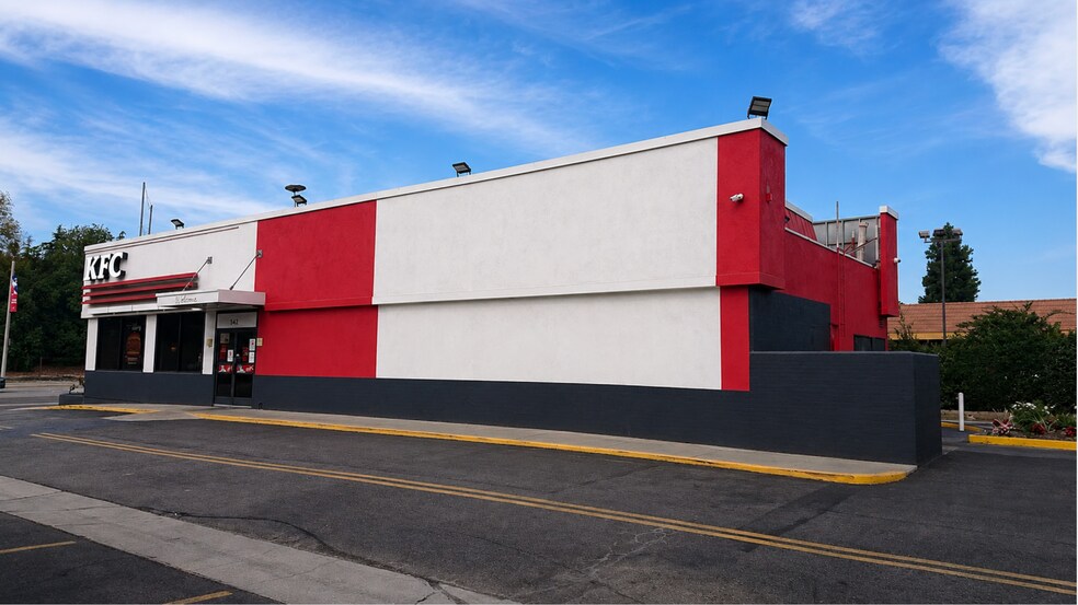 542 N Diamond Bar Blvd, Diamond Bar, CA à louer - Photo de l’immeuble – Image 2 sur 4