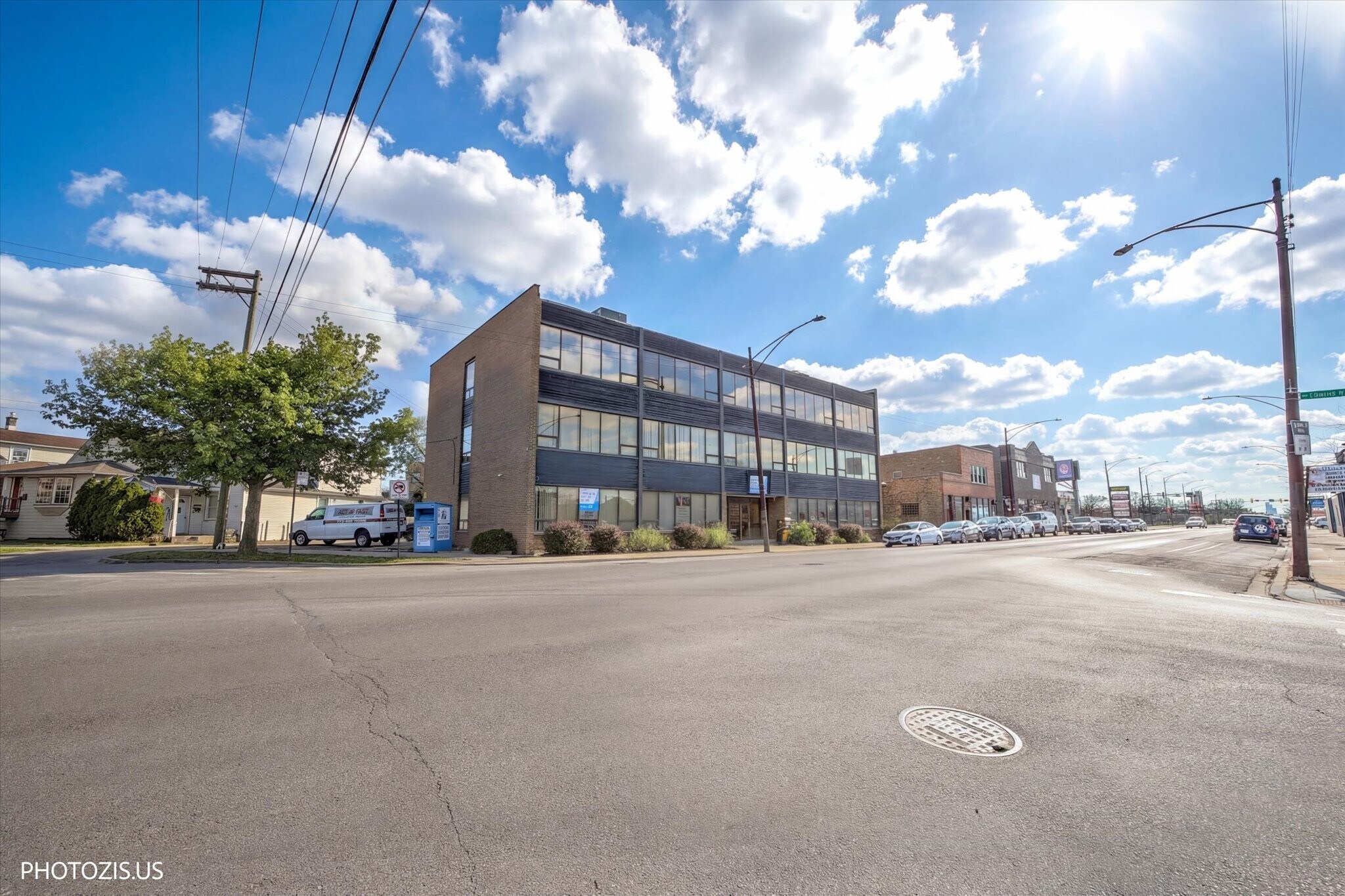5097 N Elston Ave, Chicago, IL à vendre Photo principale– Image 1 sur 36