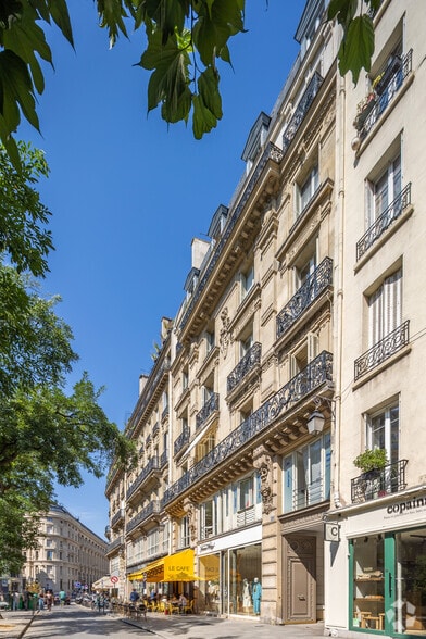 62 Rue Tiquetonne, Paris à louer - Photo de l’immeuble – Image 2 sur 6