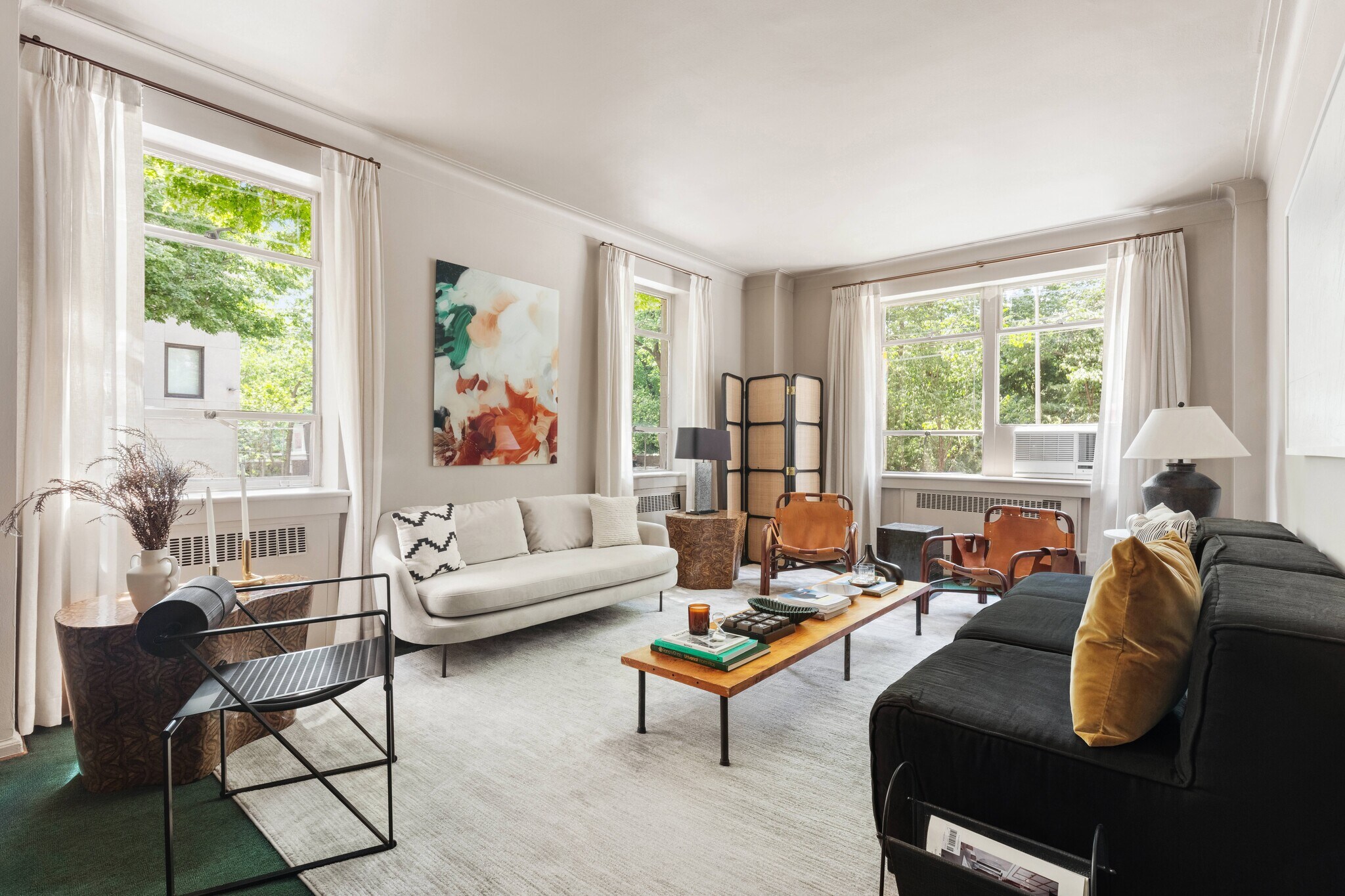 870 5th Ave, New York, NY à vendre Photo de l’immeuble– Image 1 sur 16
