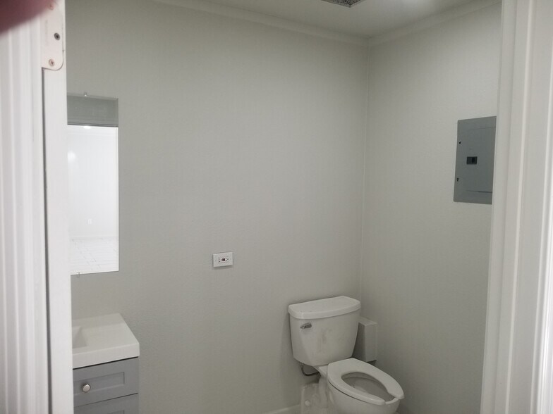 111 W Florence Blvd, Casa Grande, AZ à louer - Photo de l’immeuble – Image 2 sur 6