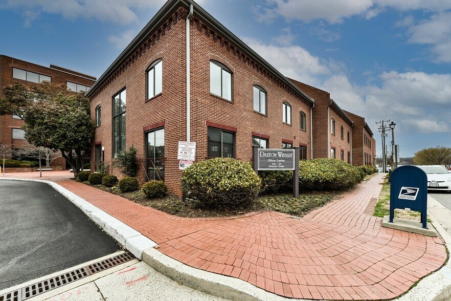 105 Oronoco St, Alexandria, VA à louer - Photo de l’immeuble – Image 1 sur 8