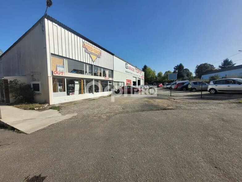 Local d'activités dans Feytiat à vendre - Photo de l’immeuble – Image 2 sur 4