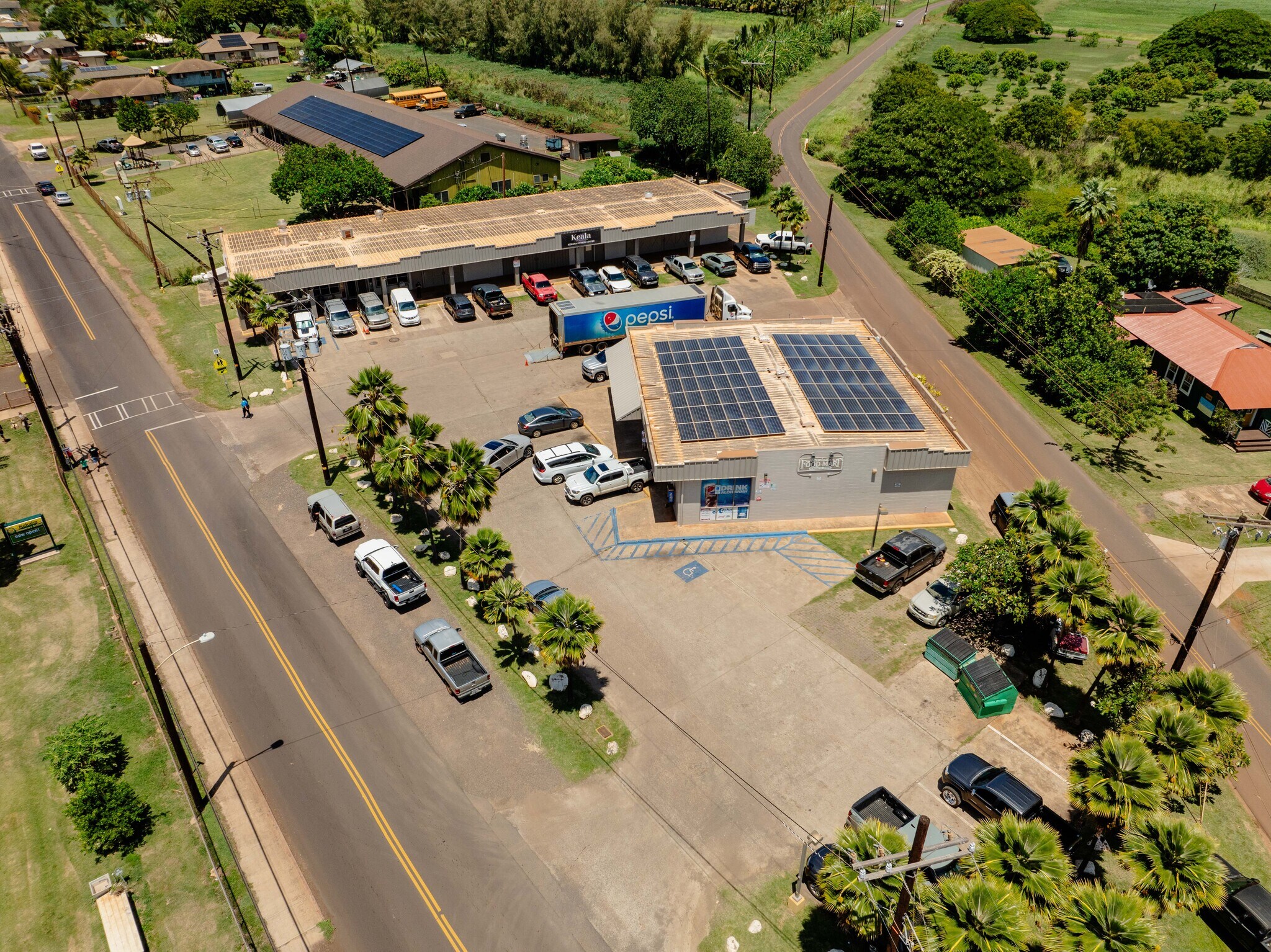 8171 Kekaha Rd, Kekaha, HI à vendre Photo de l’immeuble– Image 1 sur 28