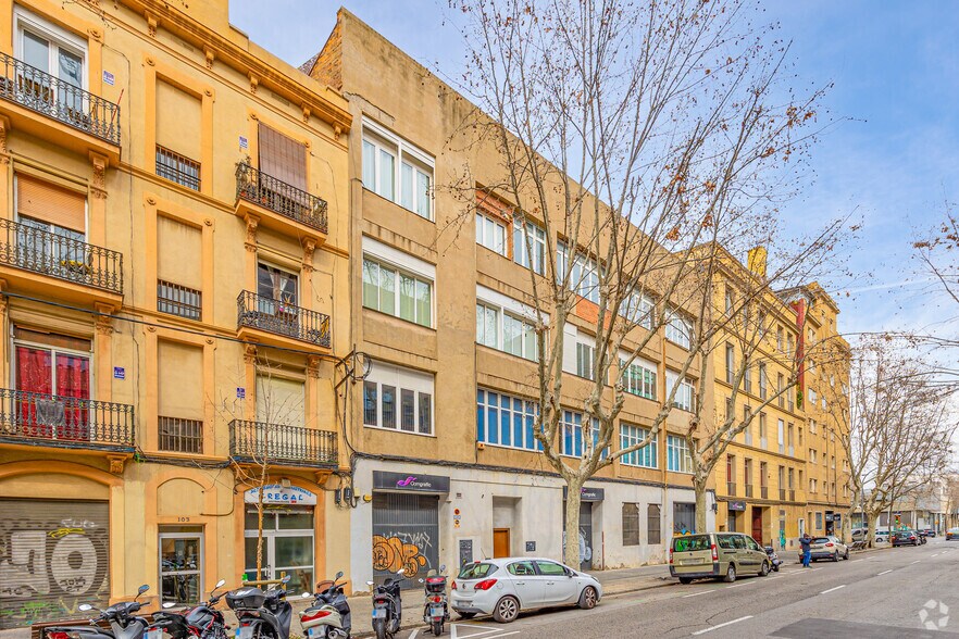 Carrer de Llull, 105, Barcelone, Barcelona à louer - Photo de l’immeuble – Image 2 sur 4