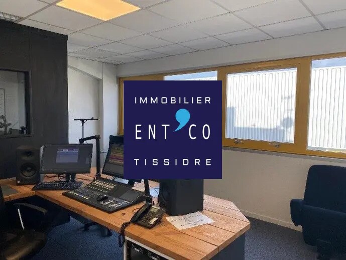 Bureau dans Boé à louer - Photo de l’immeuble – Image 2 sur 7