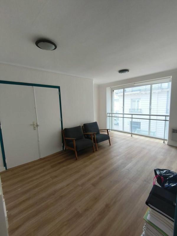 Bureau dans Nantes à louer Photo de l’immeuble– Image 1 sur 4