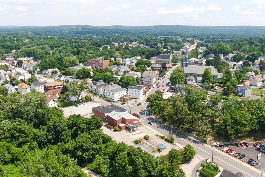 1 N Main St, Webster, MA à vendre - Aérien – Image 2 sur 26