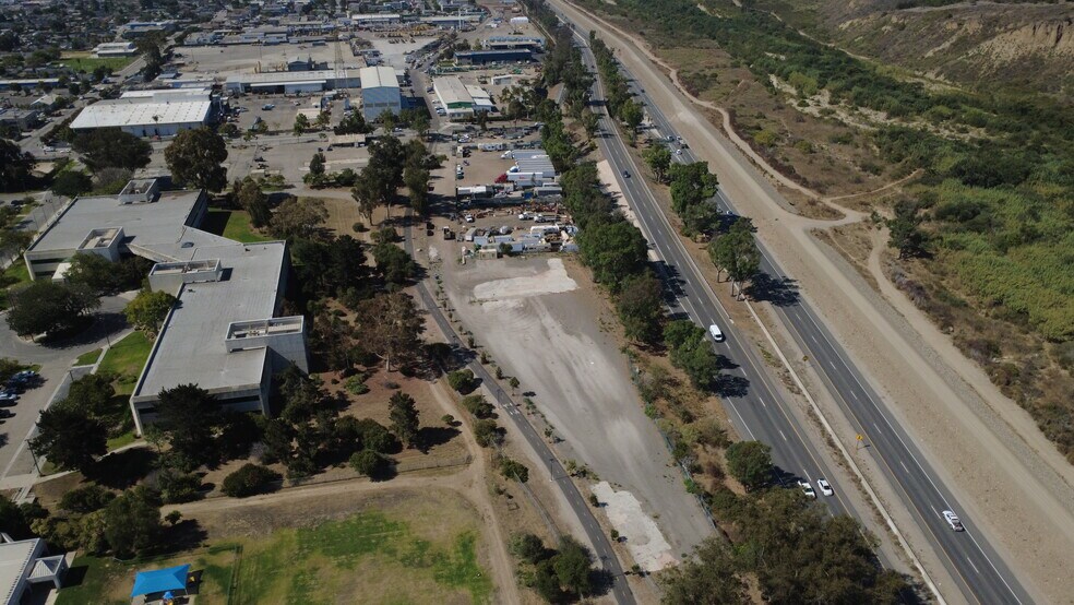 256 W Stanley Ave, Ventura, CA à vendre - Photo de l’immeuble – Image 2 sur 17