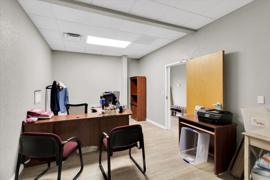 2504 Merchant Ave, Odessa, FL à louer - Photo intérieure – Image 3 sur 17