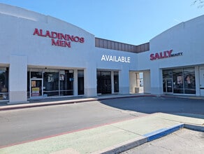 82126-82158 Hwy 111, Indio, CA à louer Photo intérieure– Image 1 sur 2