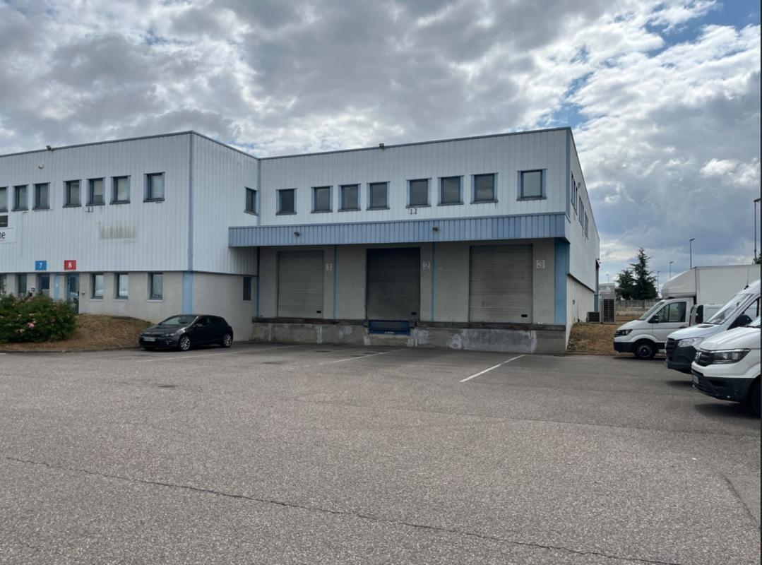 20 Rue Calmette, Genas à louer Photo de l’immeuble– Image 1 sur 12