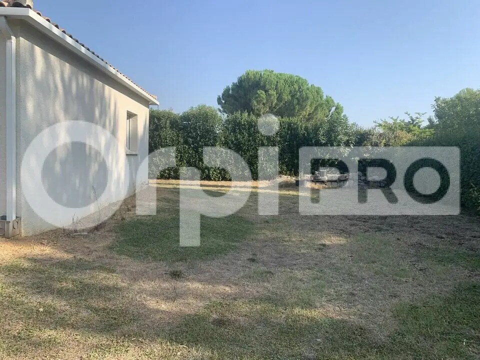 Industriel/Logistique dans Lunel à louer Photo de l’immeuble– Image 1 sur 7