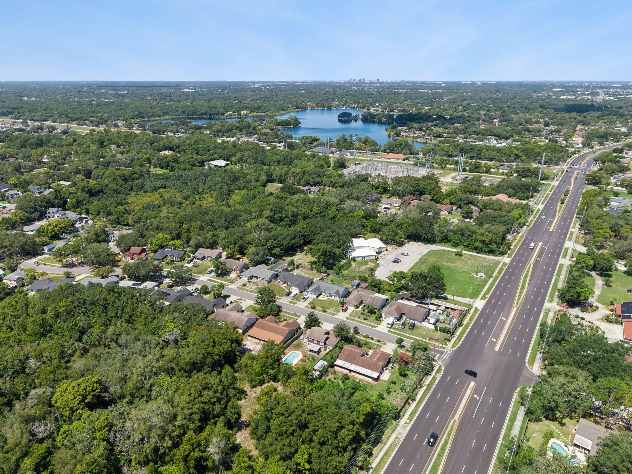 9300 University Blvd, Orlando, FL à vendre Photo de l’immeuble– Image 1 sur 25