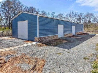 Plus de détails pour 1067 Old Highway 135 hwy, Kilgore, TX - Local d'activités à louer