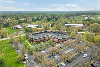 11 Campus Blvd, Newtown Square, PA - VUE AÉRIENNE  vue de carte