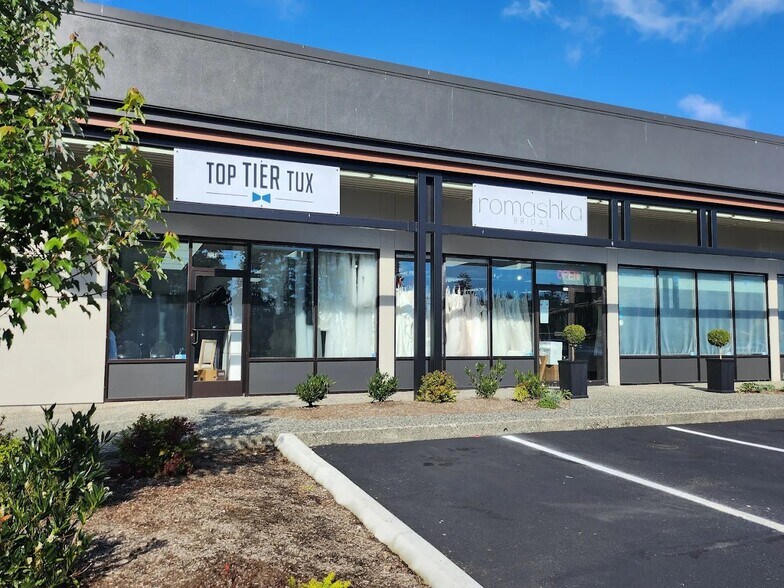 620 SE Everett Mall Way, Everett, WA à louer - Photo de l’immeuble – Image 2 sur 3