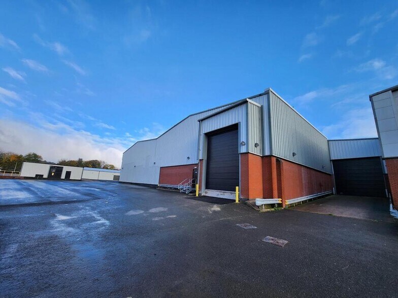 200 Scotia Rd, Stoke On Trent à louer - Photo de l’immeuble – Image 2 sur 36