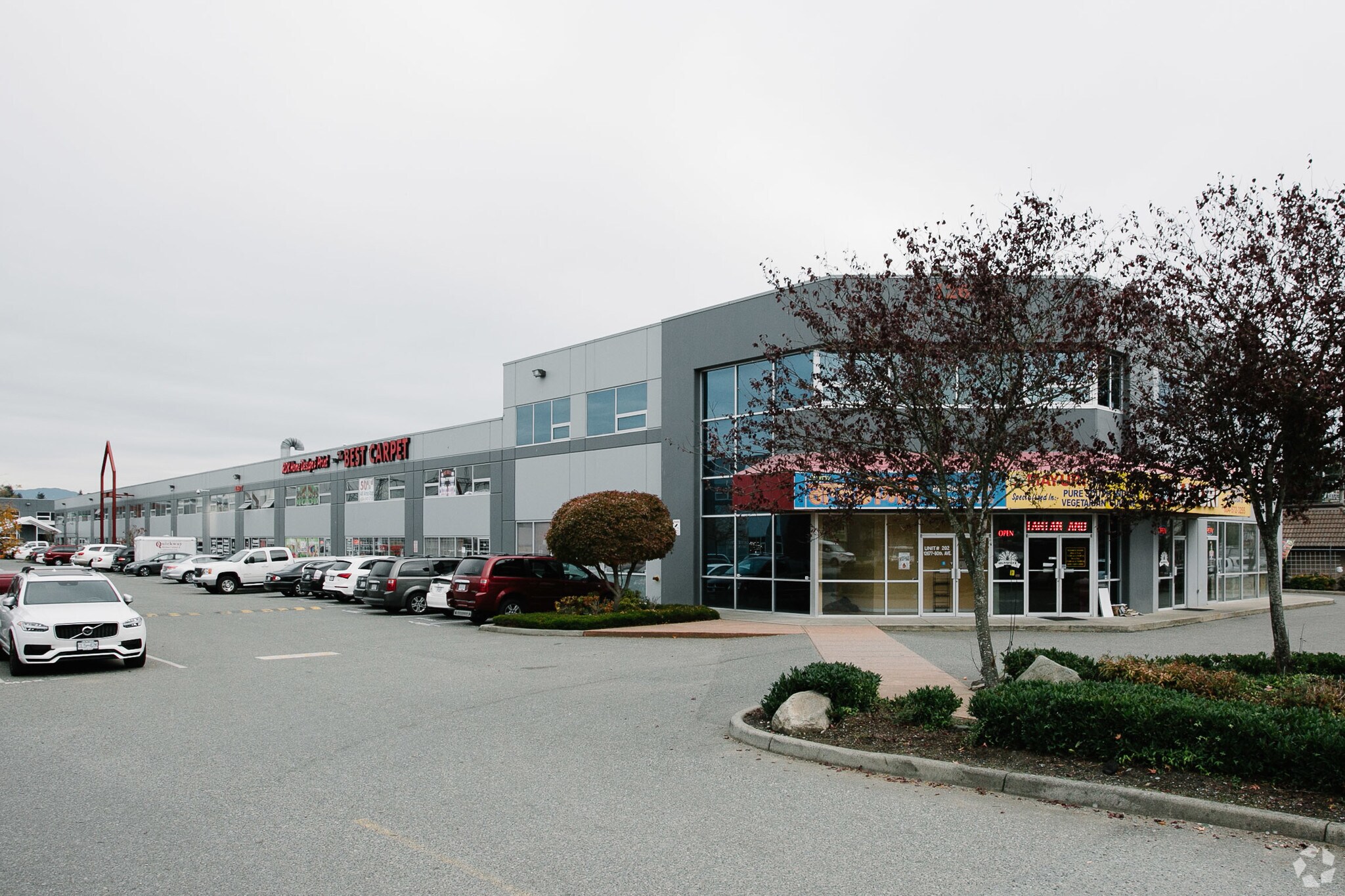 12677 80 Ave, Surrey, BC à vendre Photo principale– Image 1 sur 1