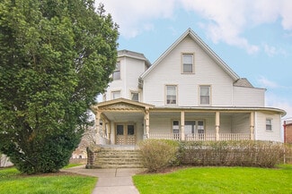 Plus de détails pour 3634 Bosworth Rd, Cleveland, OH - Logement à vendre