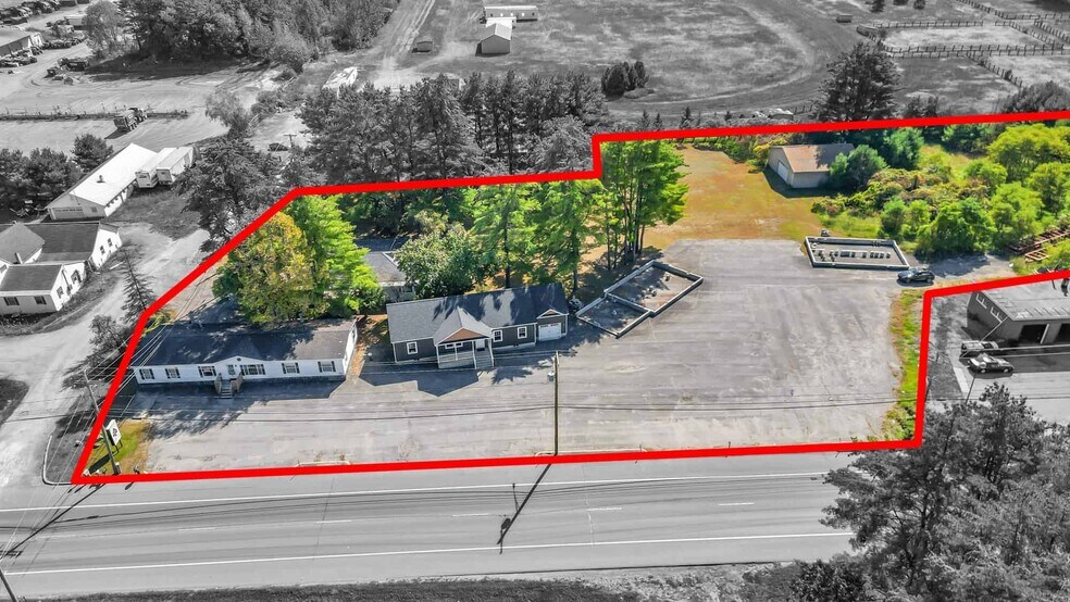 1384 Route 9, Gansevoort, NY à vendre - Photo de l’immeuble – Image 2 sur 7