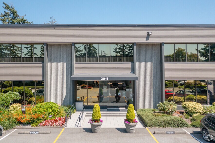 3011 Viking Way, Richmond, BC à louer - Photo de l’immeuble – Image 3 sur 5