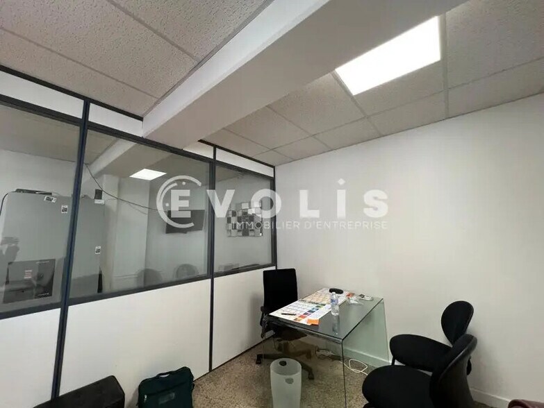 Bureau dans Ris-Orangis à vendre - Photo intérieure – Image 3 sur 8