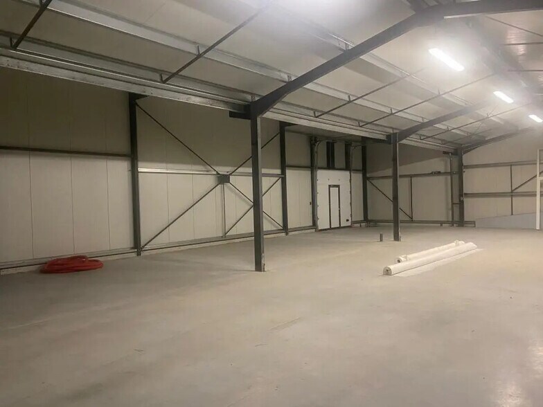 Industriel/Logistique dans Audenge à louer - Photo intérieure – Image 2 sur 6